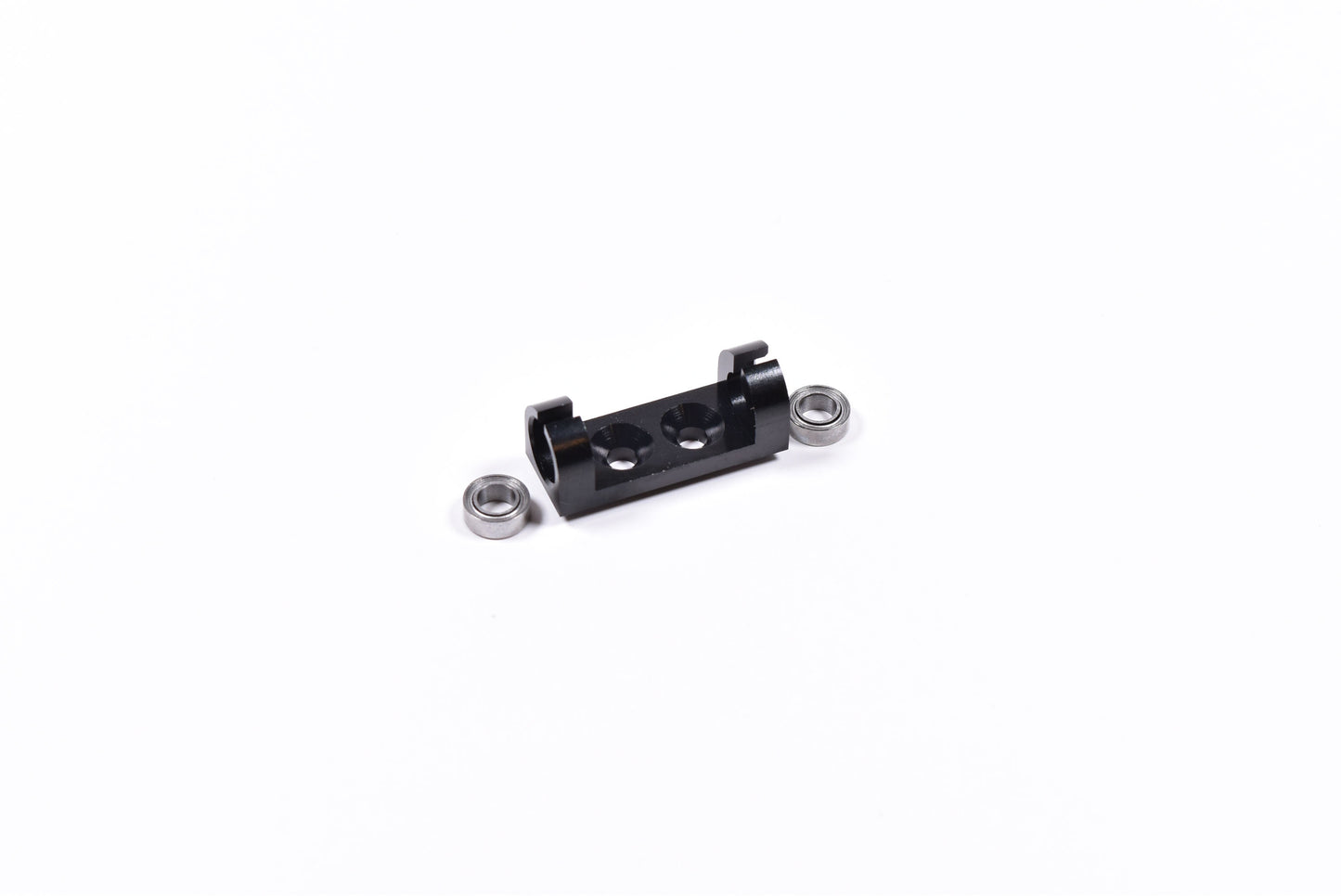 Team Associated B7 Rear Aluminum Bearing Swaybar Mount