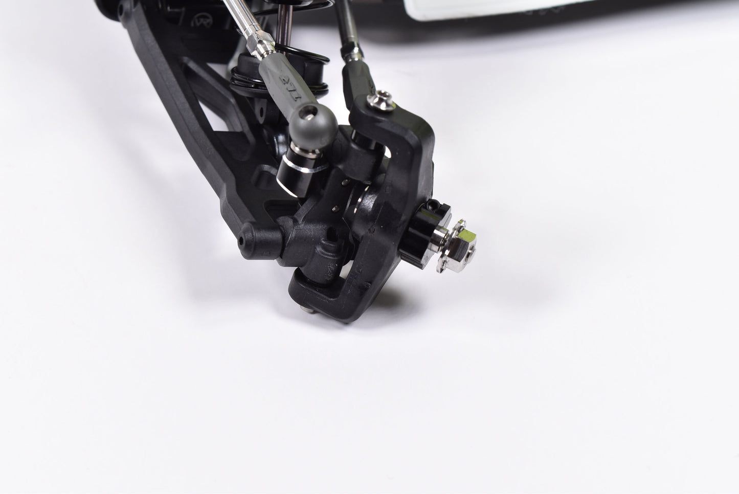 TLR 22X Titanium Front Axle