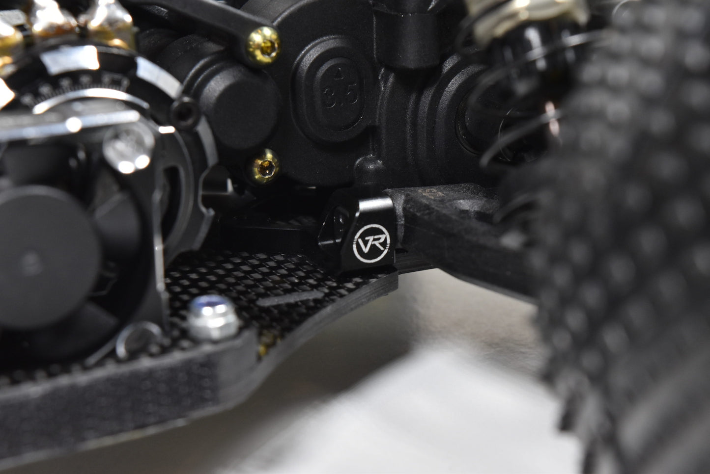TLR 22 5.0 Minus One C-Block Conversion for the 4wd Rear Arms